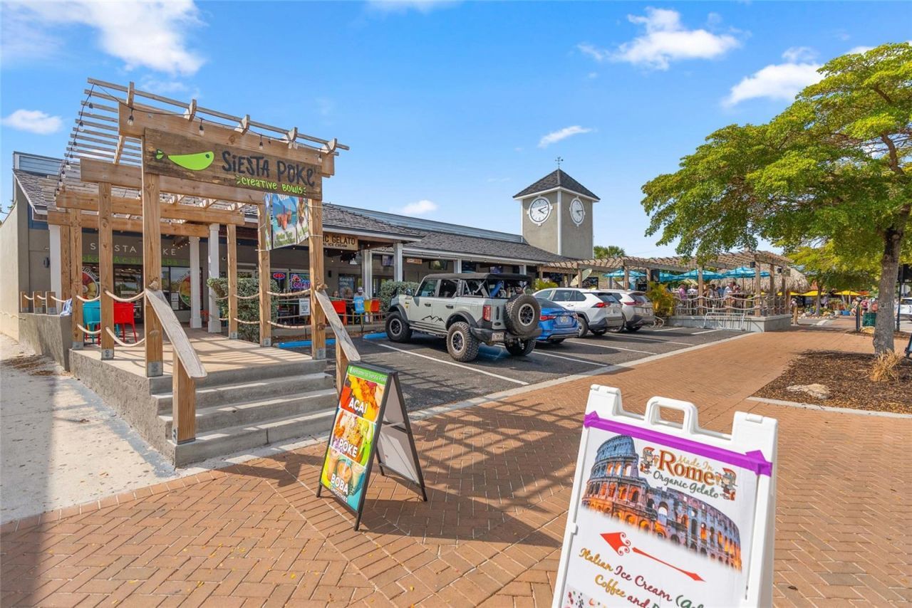 114 Island Circle, Sarasota, FL 34242 Photo