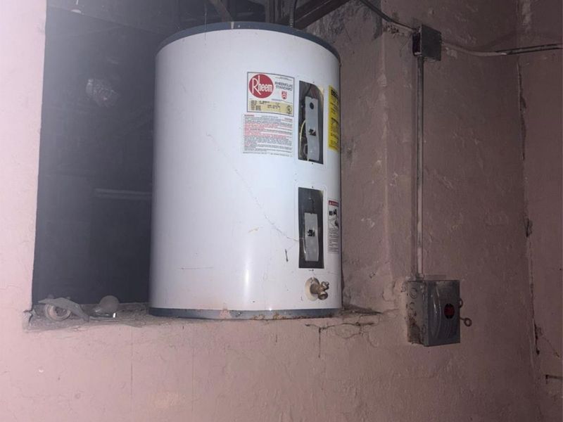 2206 Harrison Avenue, Cincinnati, OH 45211 Photo 6