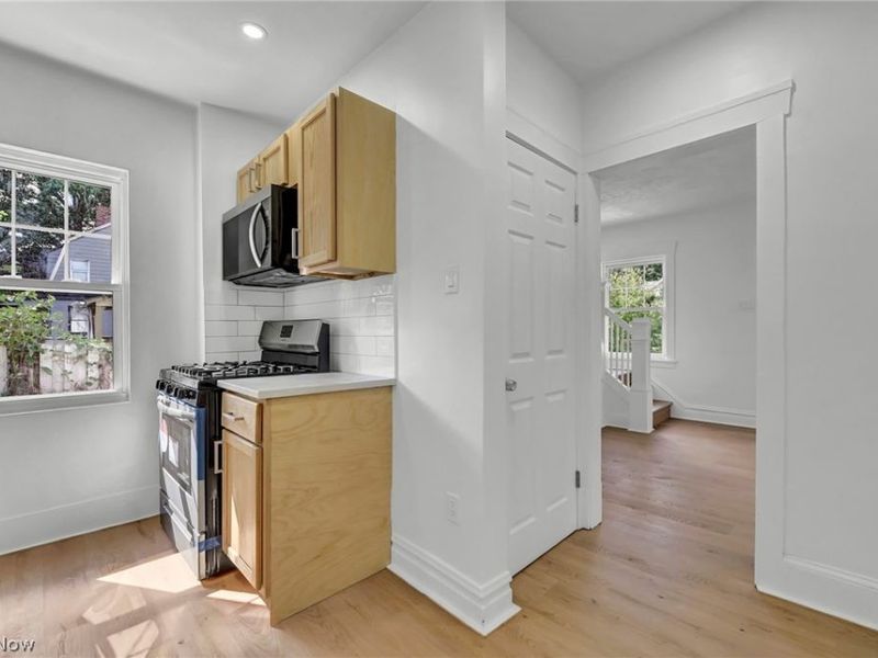 1584 Hampton Road , Akron, OH 44305 Photo 14