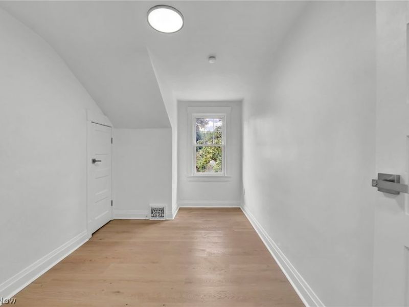 1584 Hampton Road , Akron, OH 44305 Photo 18