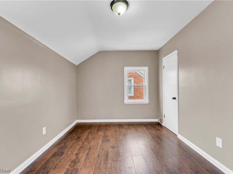 8008 Pelham Drive, Parma, OH 44129 Photo 16