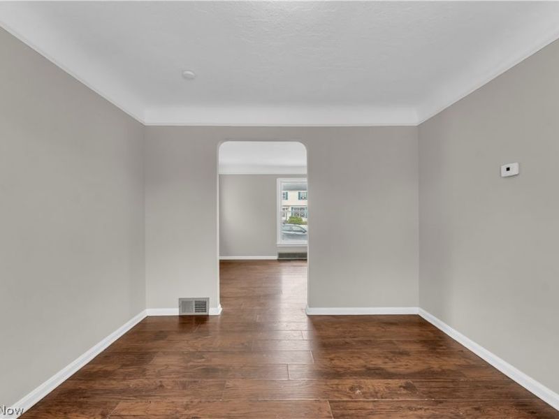 8008 Pelham Drive, Parma, OH 44129 Photo 6