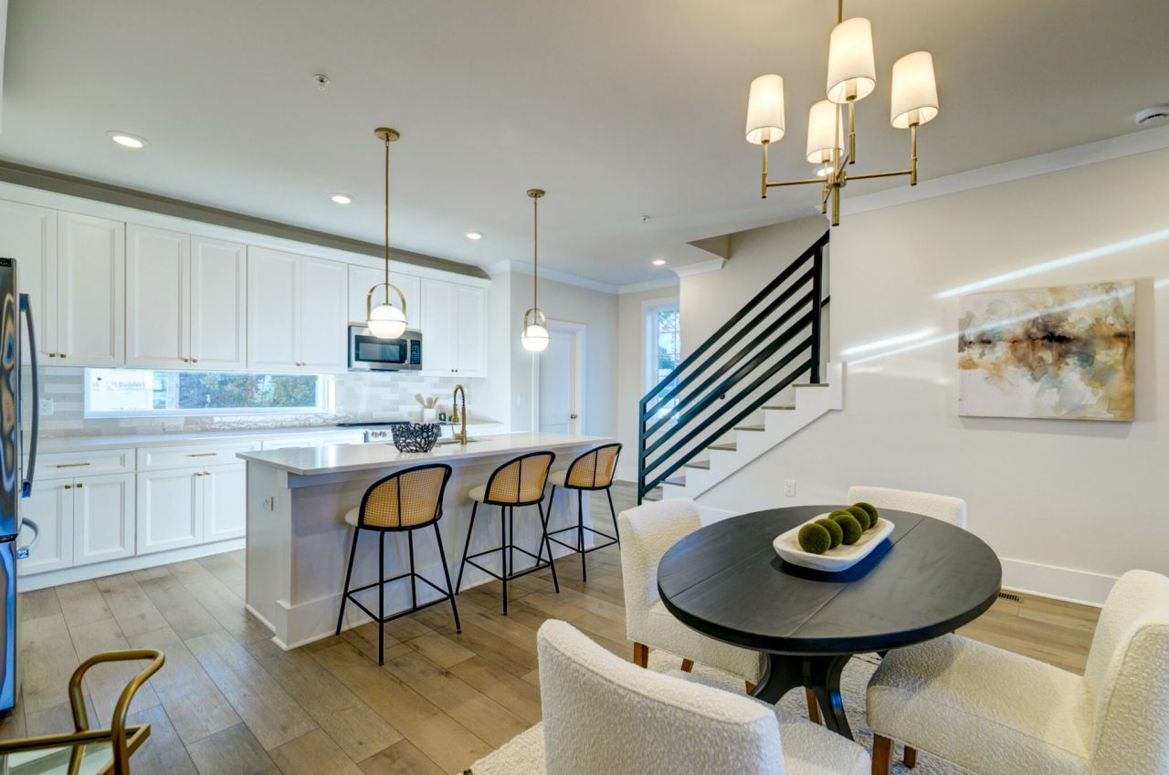 1150 Valdosta Street Photo 6