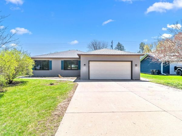 830 W 4th Street , Rush City, MN 55069