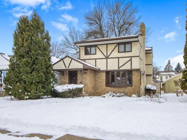 1517 Albert Street N, Saint Paul, MN 55108