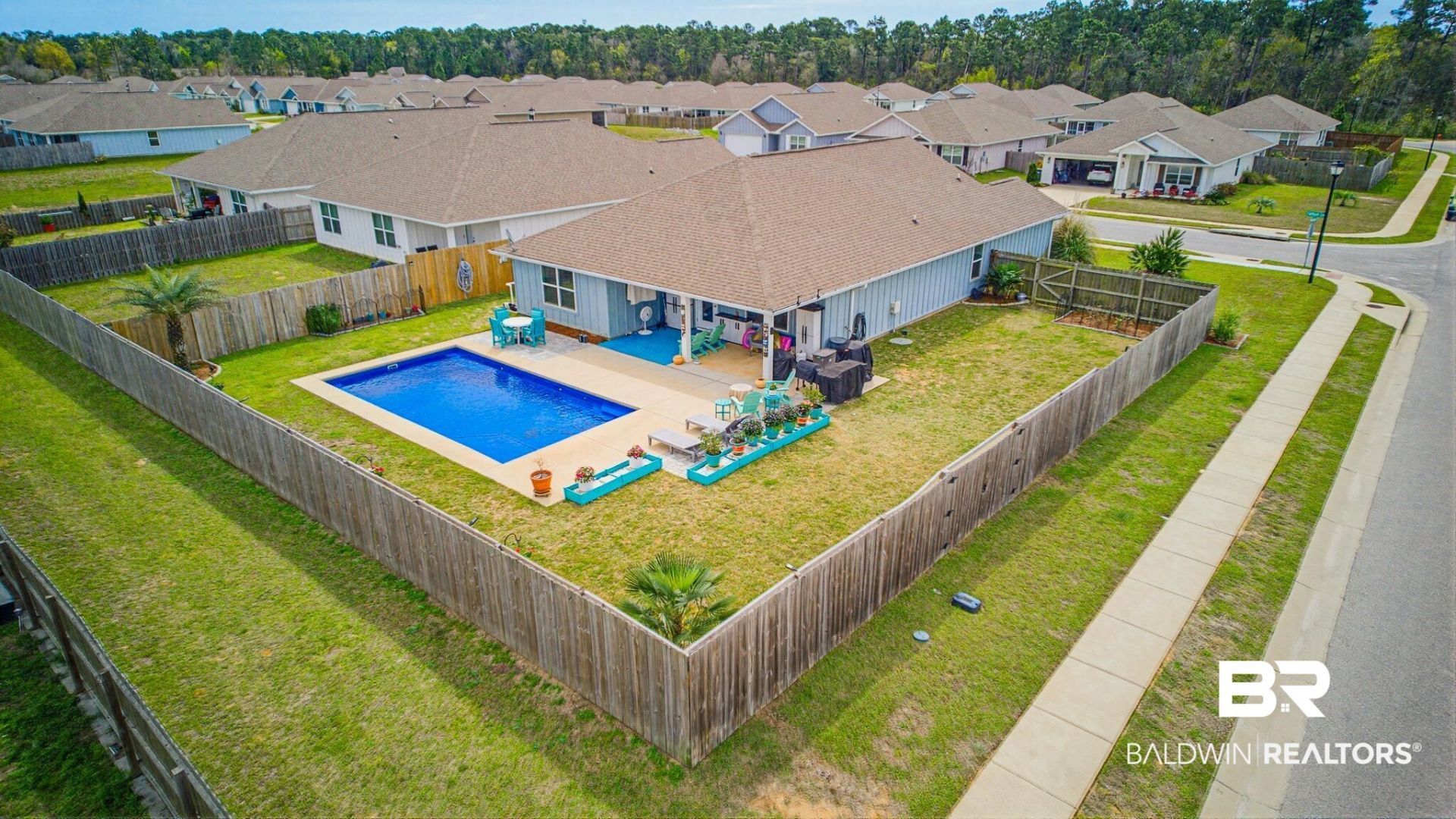 261 Fulham Lane, Foley, AL 36535 Main Photo