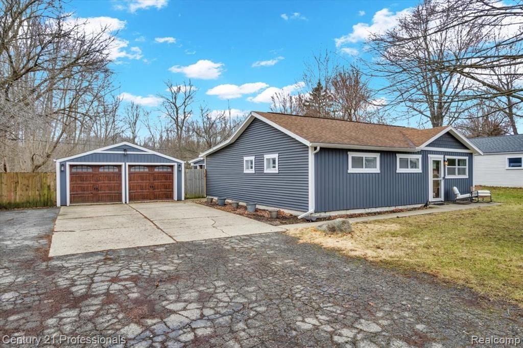 7079 Felix Drive, Independence Township, MI 48346 Main Photo