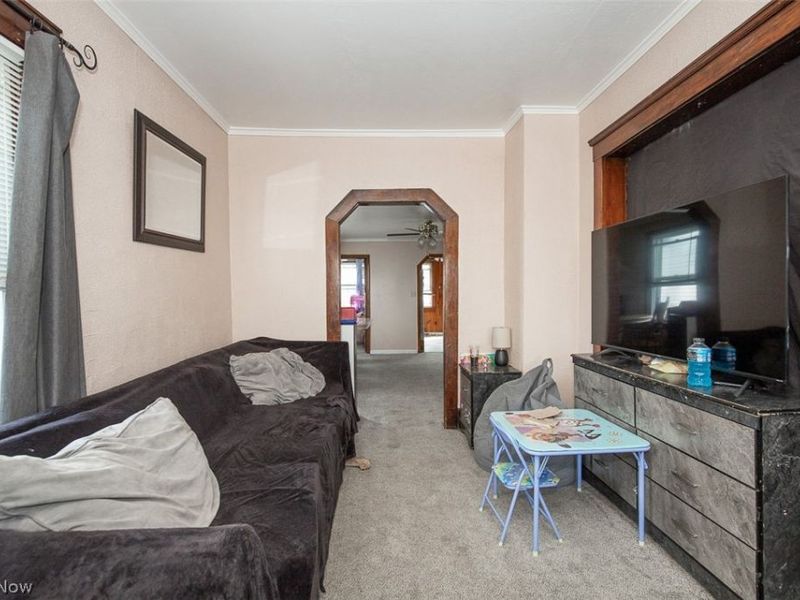 3805 Revere Court, Cleveland, OH 44109 Photo 12