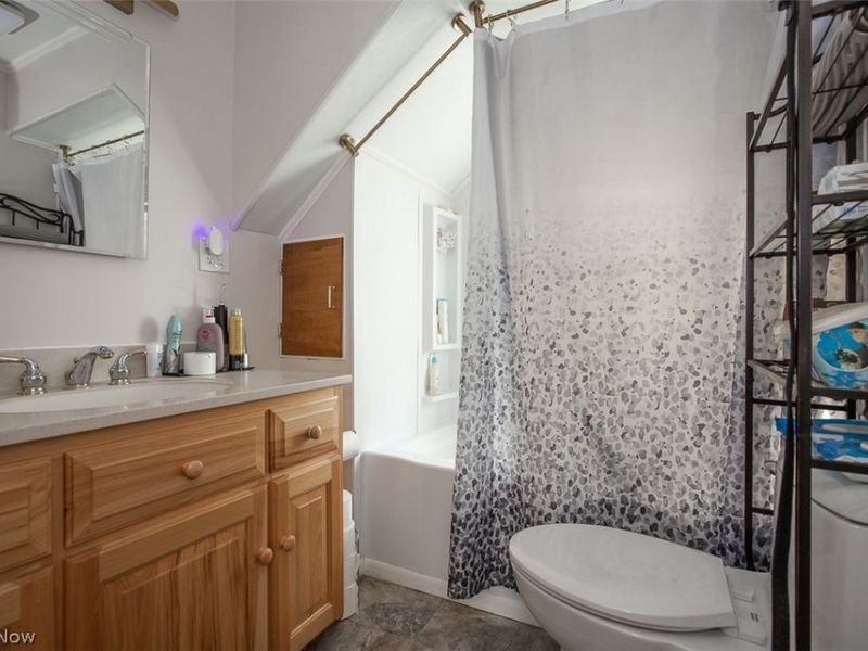 3805 Revere Court, Cleveland, OH 44109 Photo 21