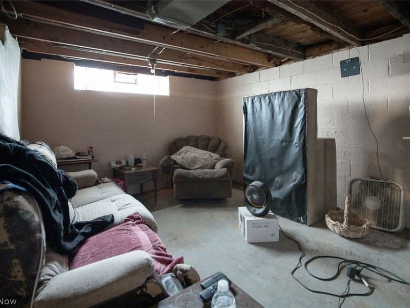 3805 Revere Court, Cleveland, OH 44109 Photo 36