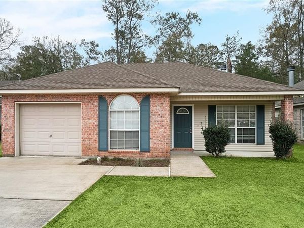 104 POE Street , Madisonville, LA 70447