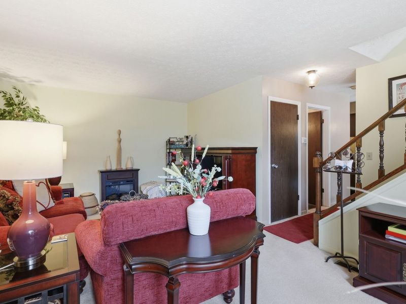 2534 Home Acre Drive , Unit 34, Columbus, OH 43231 Photo 8