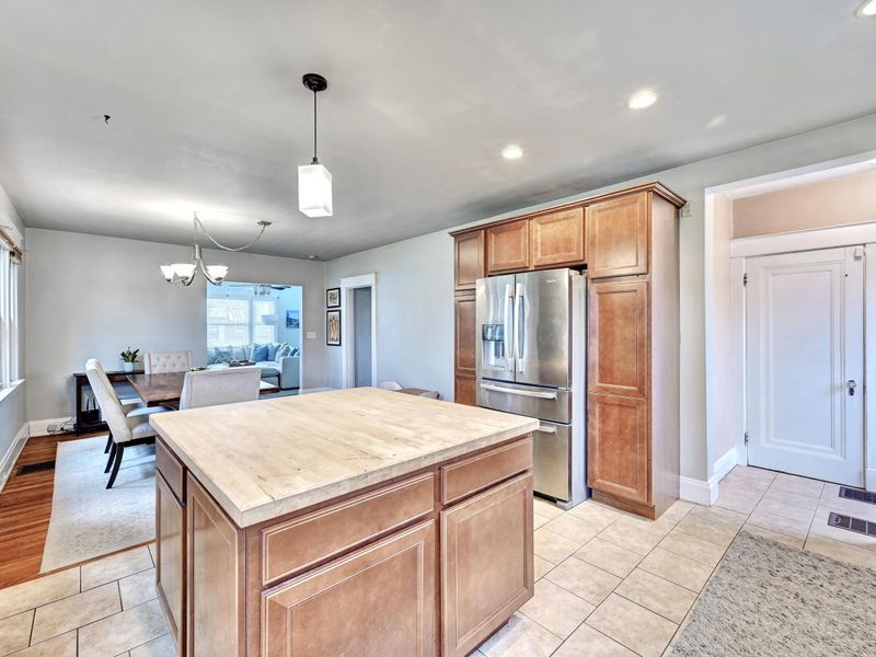 831 N Fort Thomas Avenue, Fort Thomas, KY 41075 Photo 7