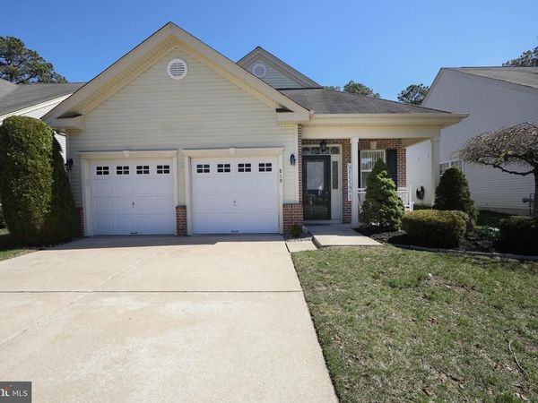 819 WESTMINSTER DRIVE N, SOUTHAMPTON, NJ 08088