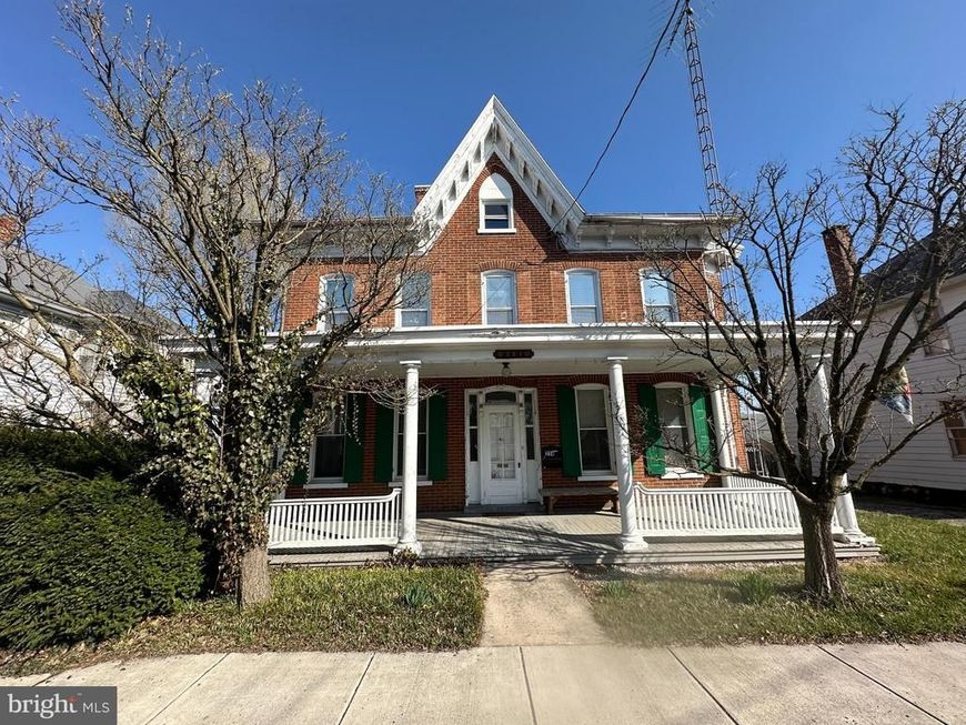234 S Washington Street, Greencastle, PA 17225 Main Photo