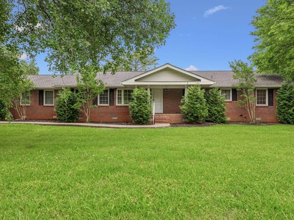 979 S Main St S, Eagleville, TN 37060