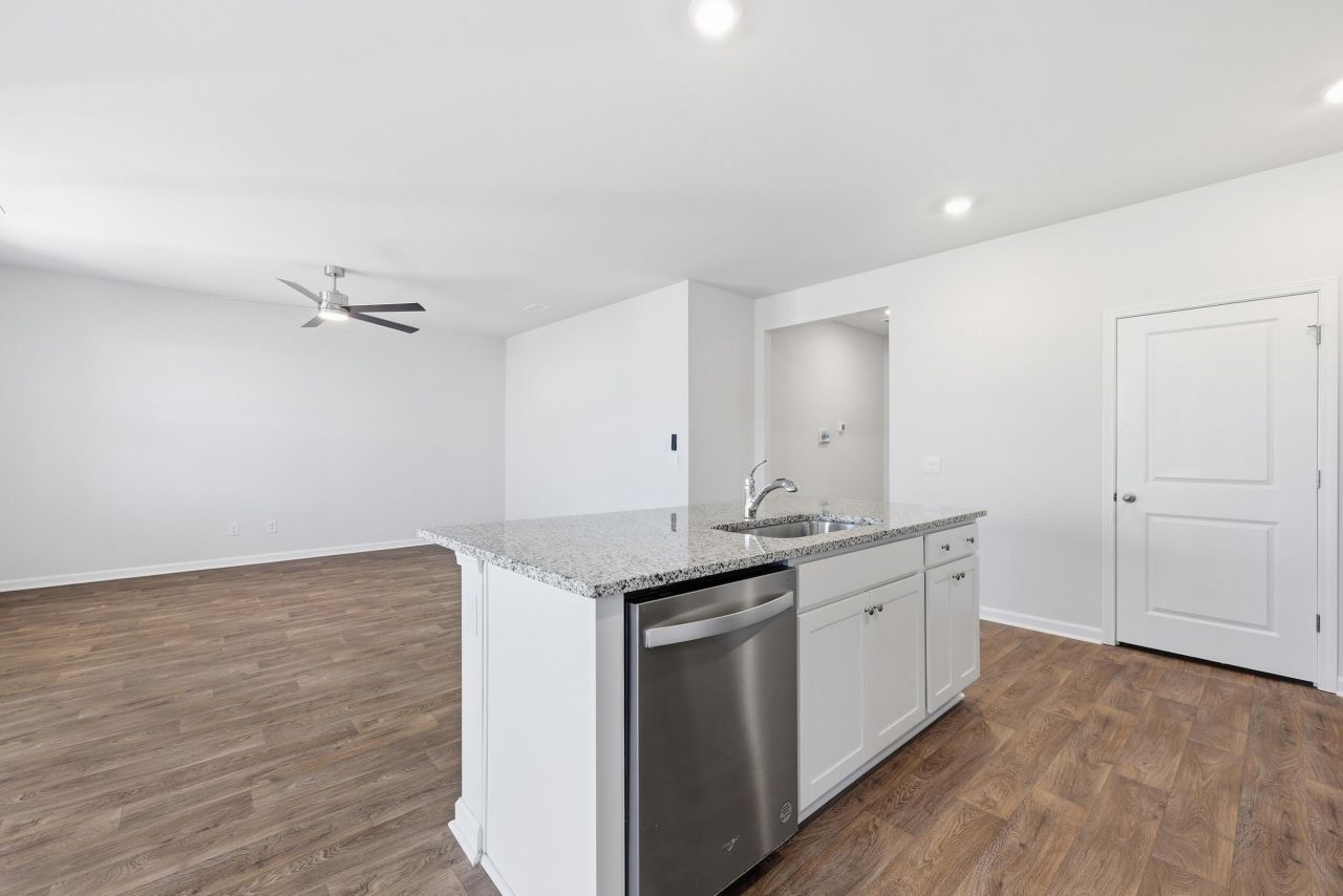 717 Ladywood Drive Photo 12