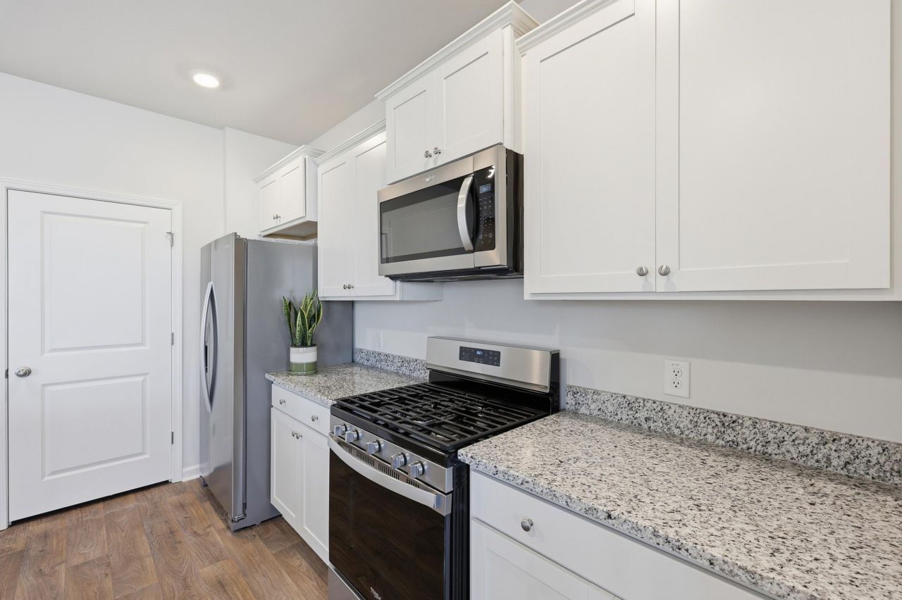 717 Ladywood Drive Photo 13