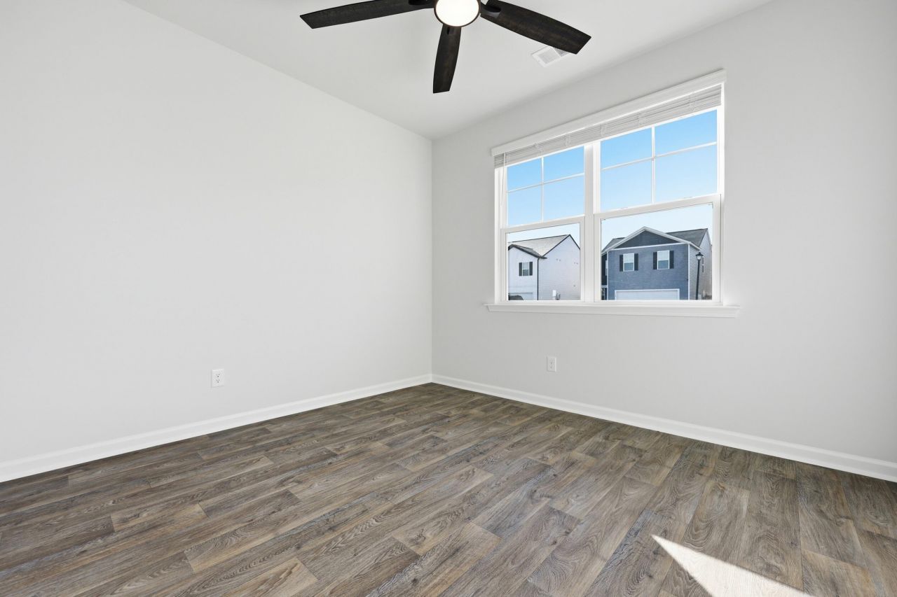 717 Ladywood Drive Photo 16