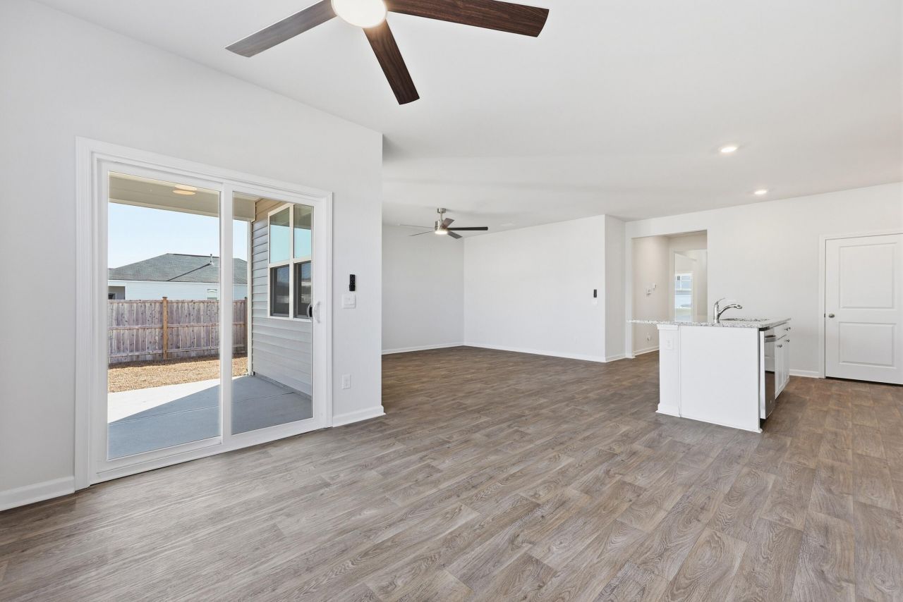 717 Ladywood Drive Photo 9