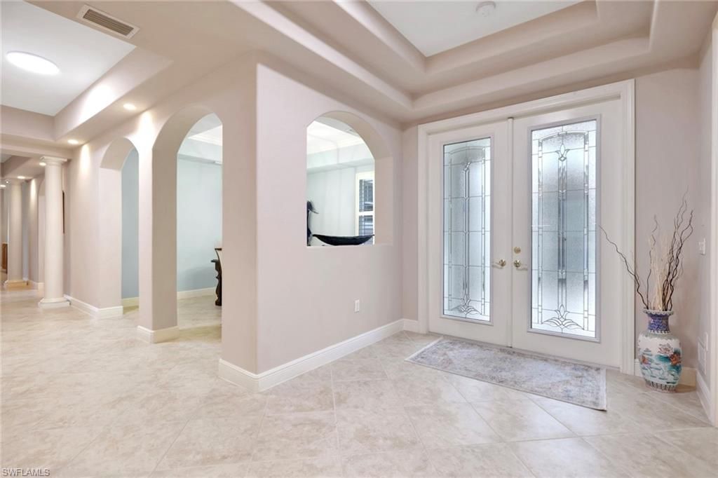 517 Avellino Isles Cir, Unit 101, Naples, FL 34119 Photo