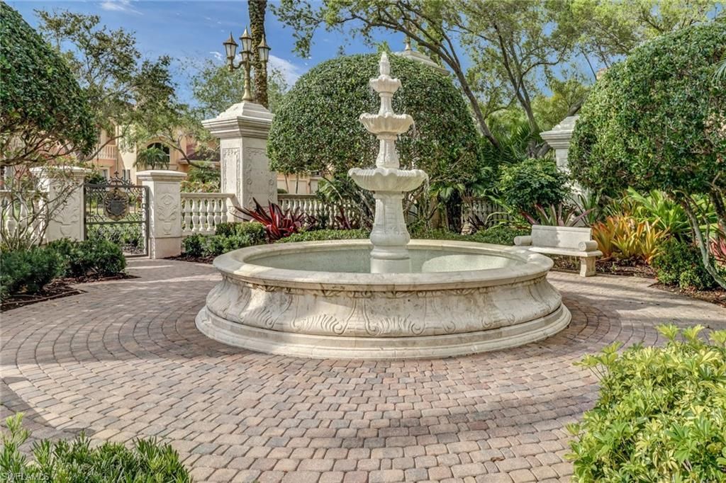 517 Avellino Isles Cir, Unit 101, Naples, FL 34119 Photo