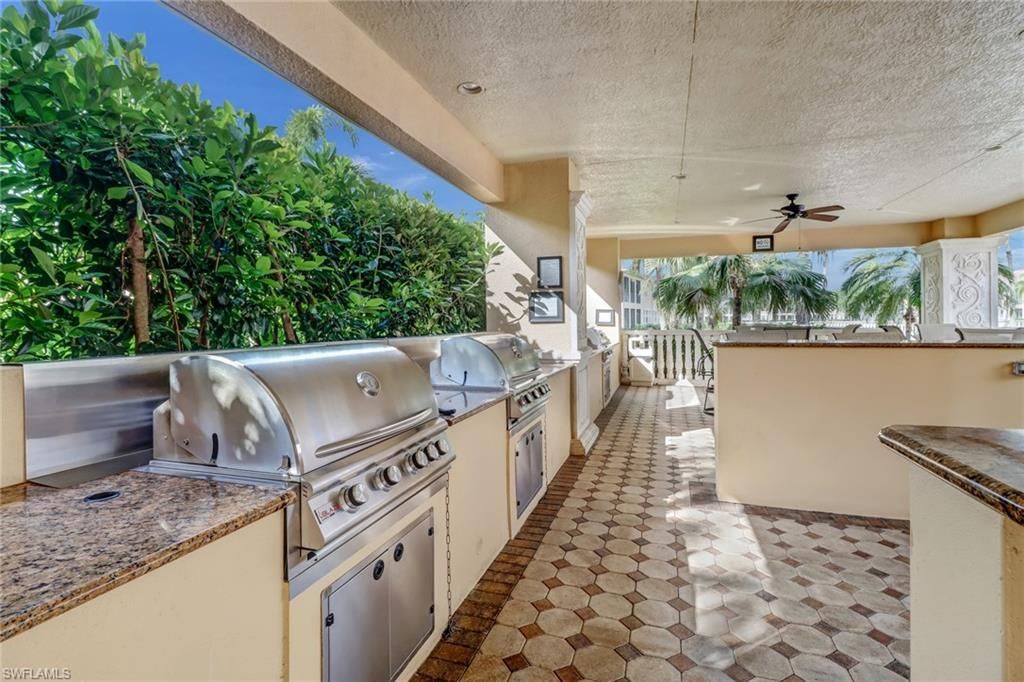 517 Avellino Isles Cir, Unit 101, Naples, FL 34119 Photo