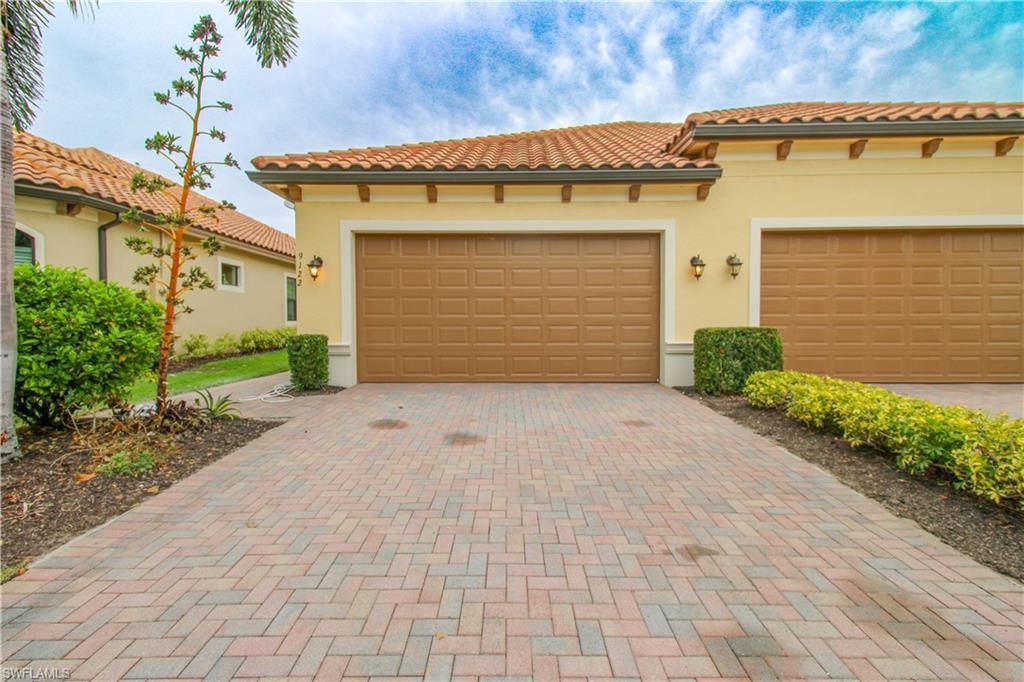 9122 Isla Bella Cir , Bonita Springs, FL 34135 Photo