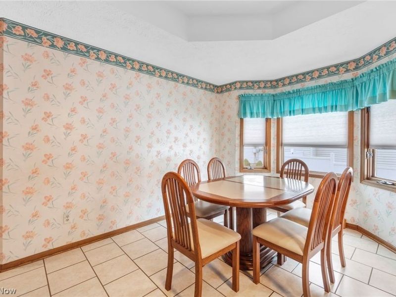 9421 Rainbow Lane, North Royalton, OH 44133 Photo 11