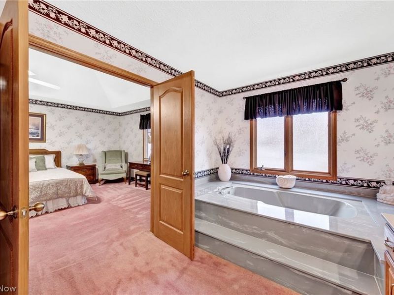 9421 Rainbow Lane, North Royalton, OH 44133 Photo 20