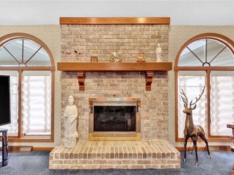 9421 Rainbow Lane, North Royalton, OH 44133 Photo 6