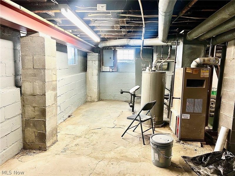 1810 E 86th Street, Cleveland, OH 44106 Photo 14