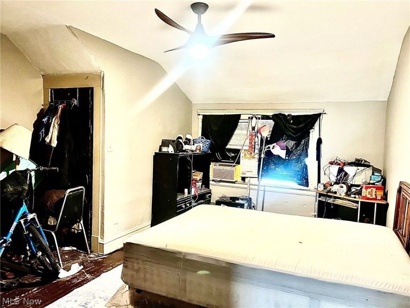 1810 E 86th Street, Cleveland, OH 44106 Photo 7