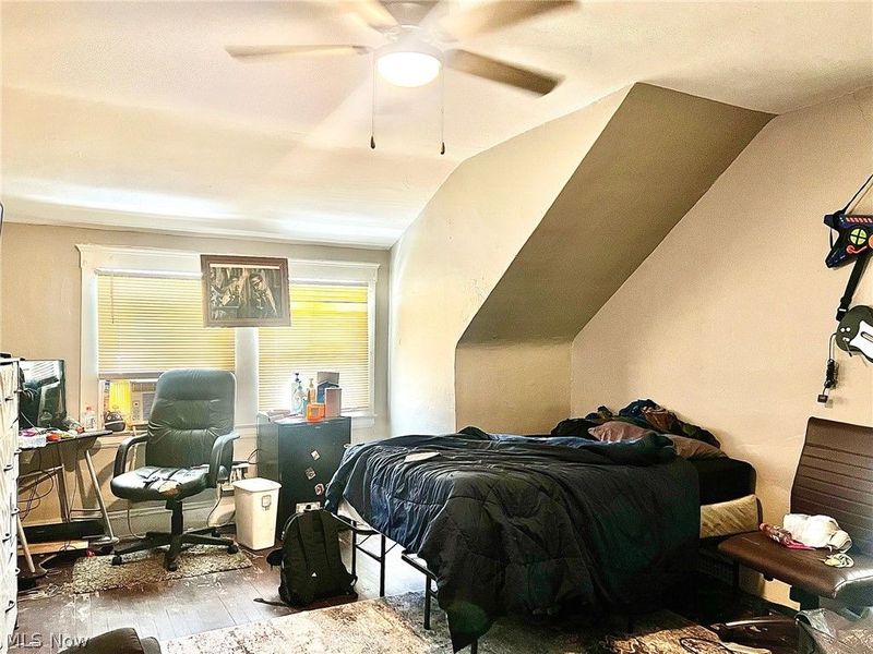 1810 E 86th Street, Cleveland, OH 44106 Photo 8