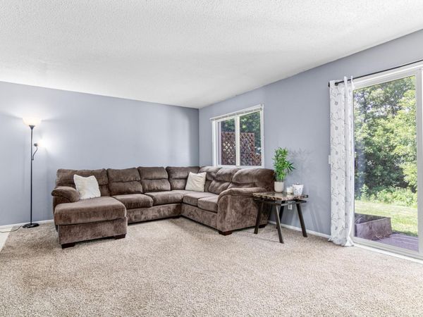 10658 Hummingbird Street NW, Coon Rapids, MN 55433