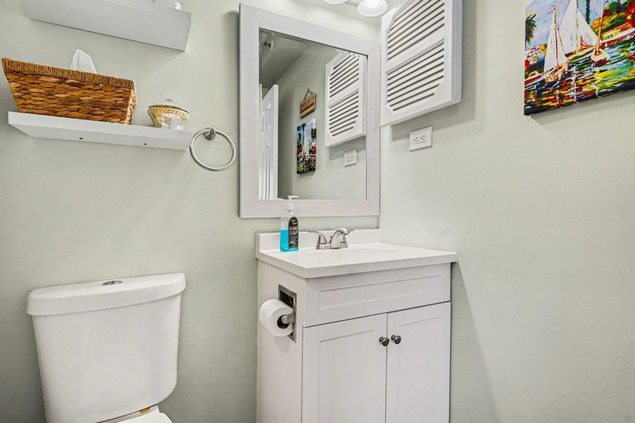 720 N Waccamaw Dr. Photo 24