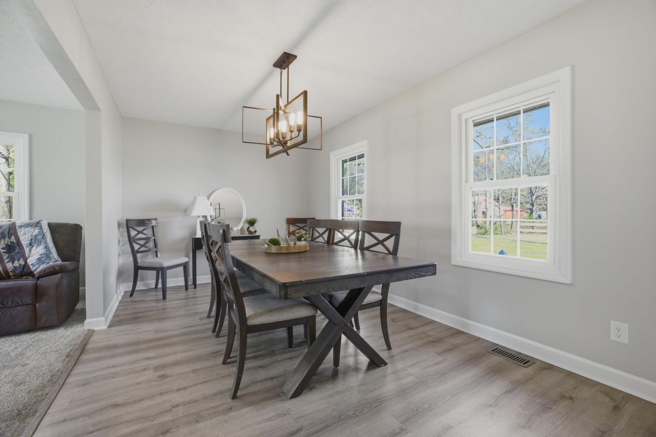 1468 Azalea Dr. Photo 28