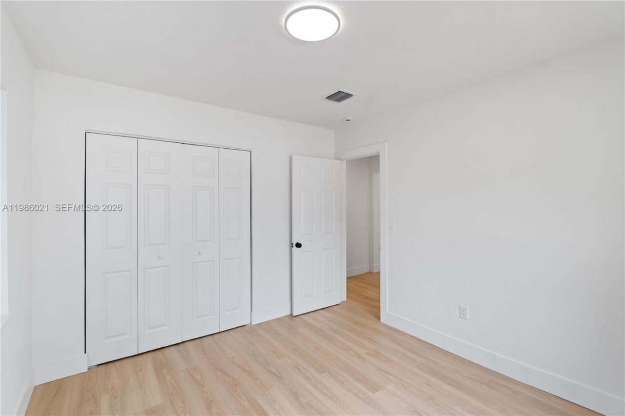 2995 NW 88th St , Miami, FL 33147 Photo