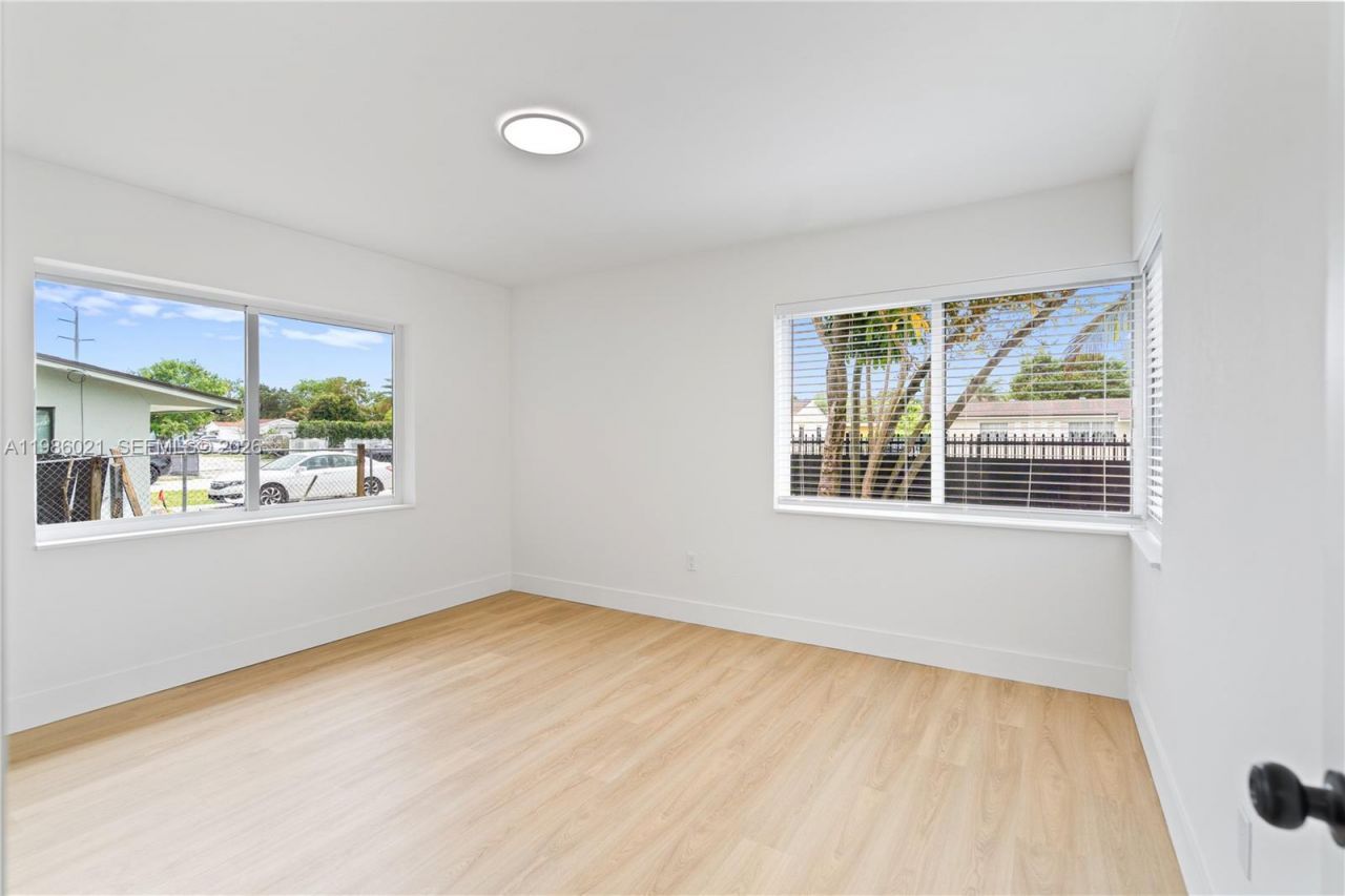 2995 NW 88th St , Miami, FL 33147 Photo