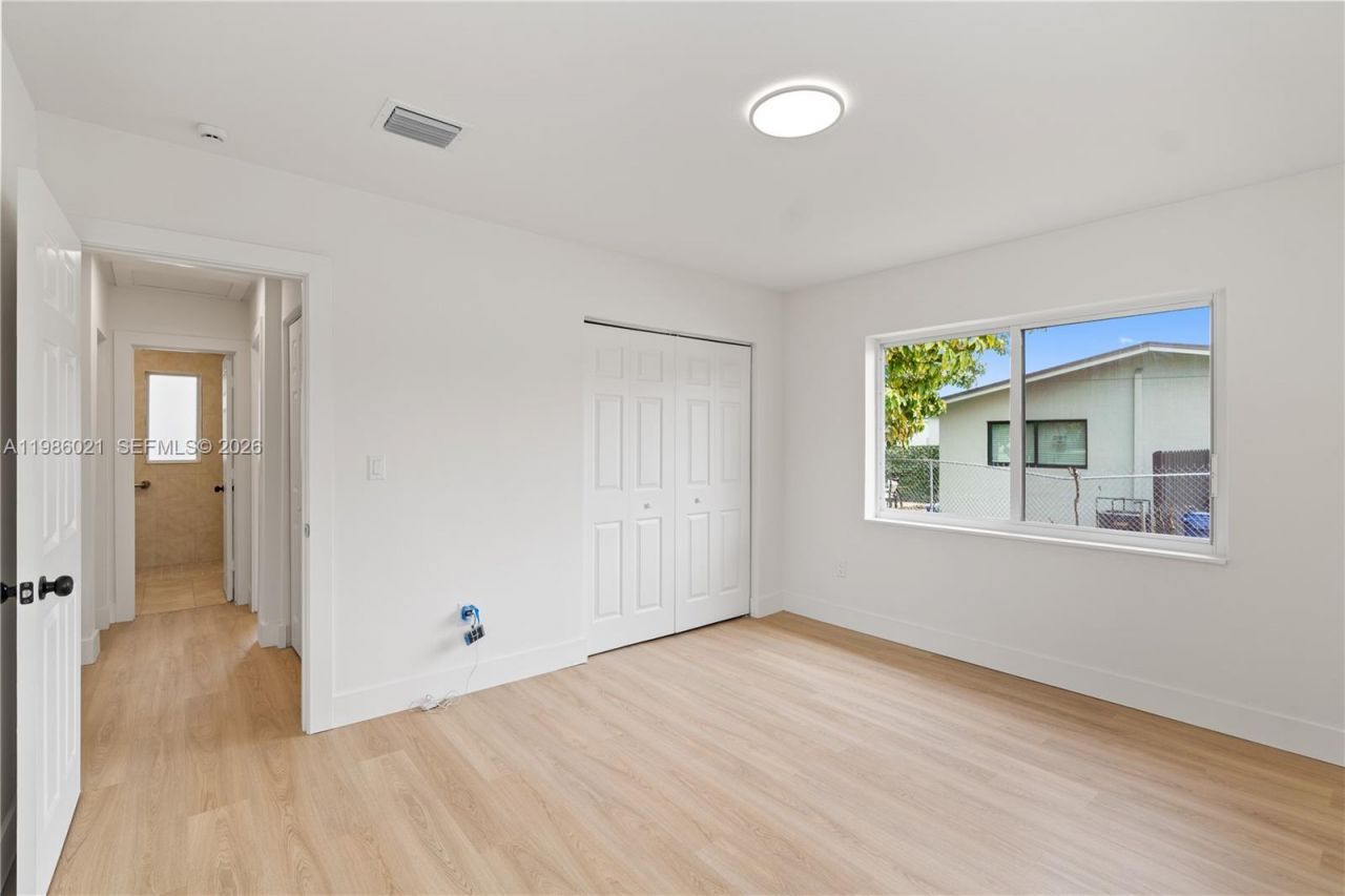 2995 NW 88th St , Miami, FL 33147 Photo