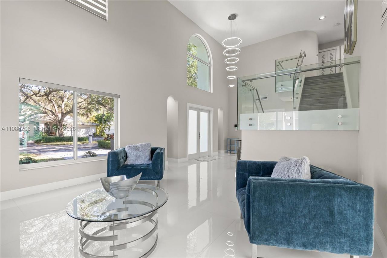 7330 SW 165th St , Palmetto Bay, FL 33157 Photo