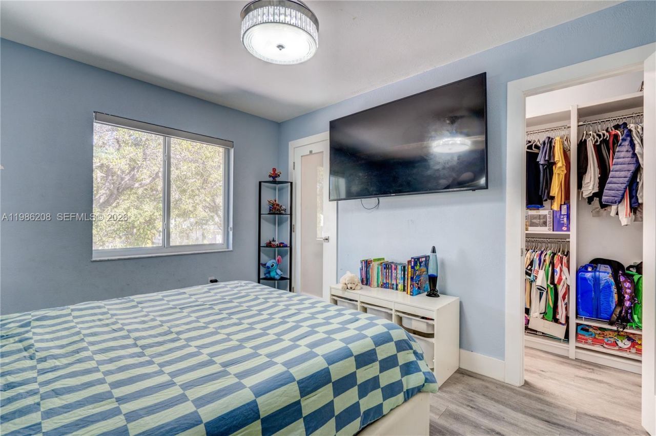 7330 SW 165th St , Palmetto Bay, FL 33157 Photo