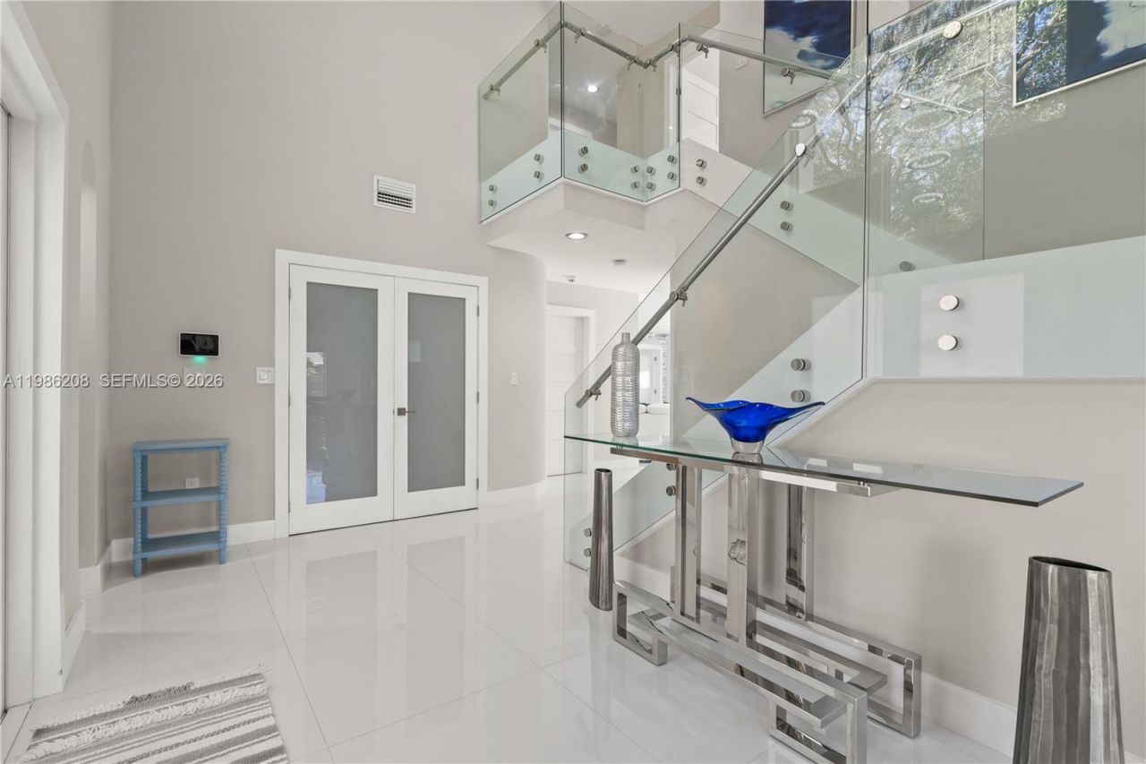 7330 SW 165th St , Palmetto Bay, FL 33157 Photo