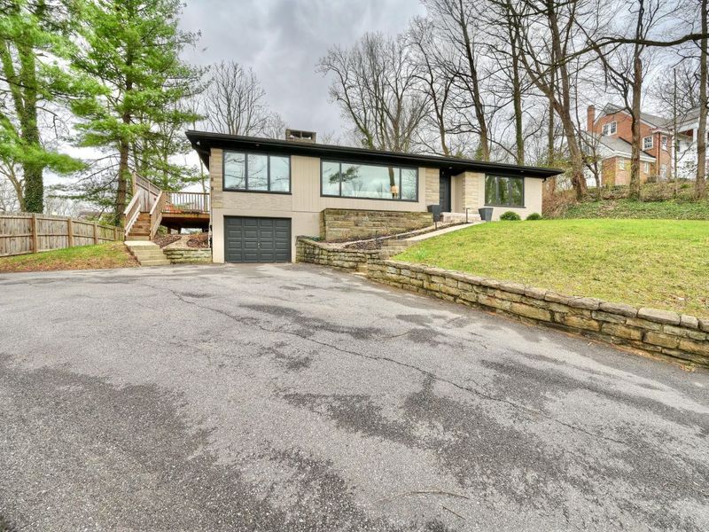 1083 Montague Road, Park Hills, KY 41011 Photo 3