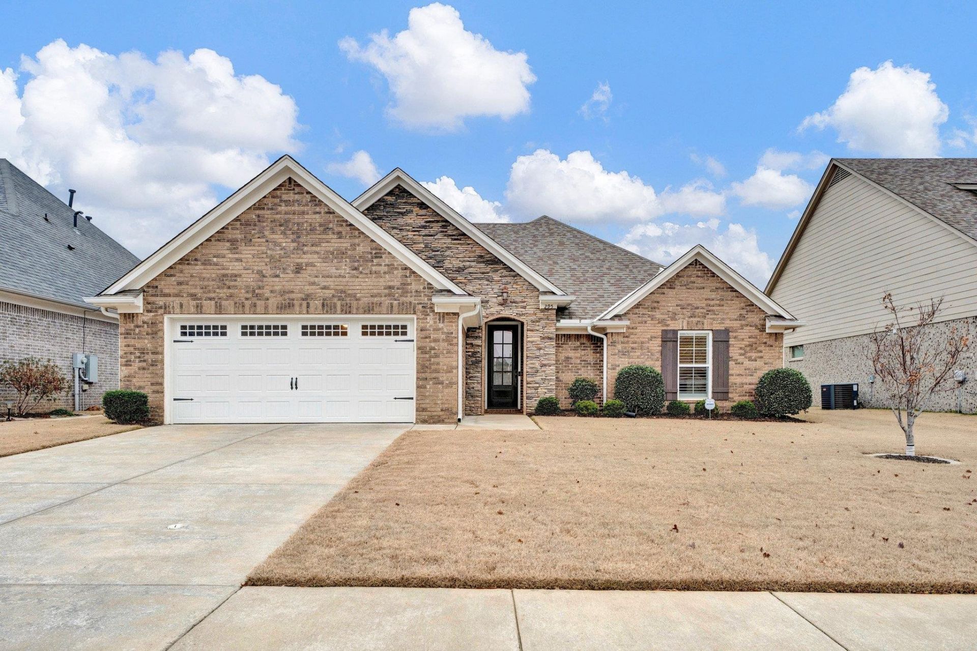 295 Cherokee Cir, Oakland, TN 38060 Main Photo