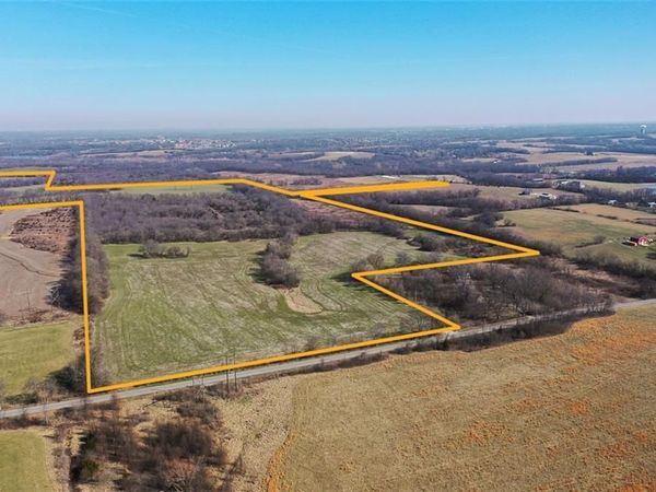 11400 E 139th Street, Lee's Summit, MO 64082