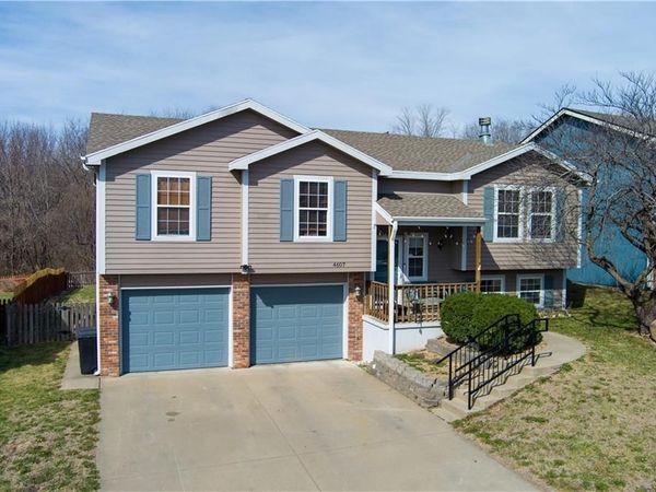 4607 Crystal Drive, St Joseph, MO 64503