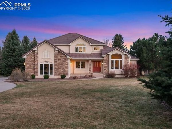 3805 Alta Mesa Court, Colorado Springs, CO 80904