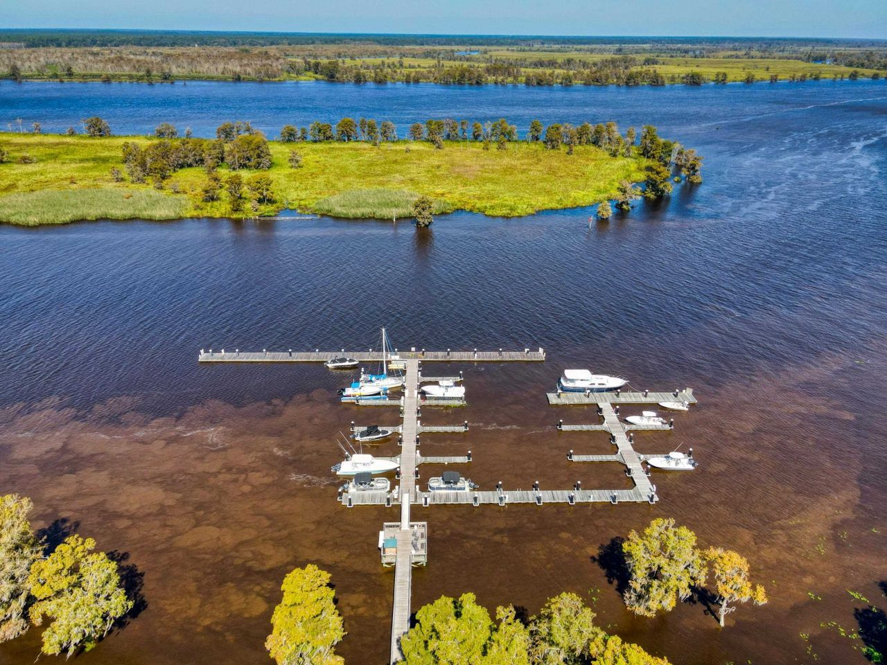 2735 Vanderbilt Blvd. Photo 16