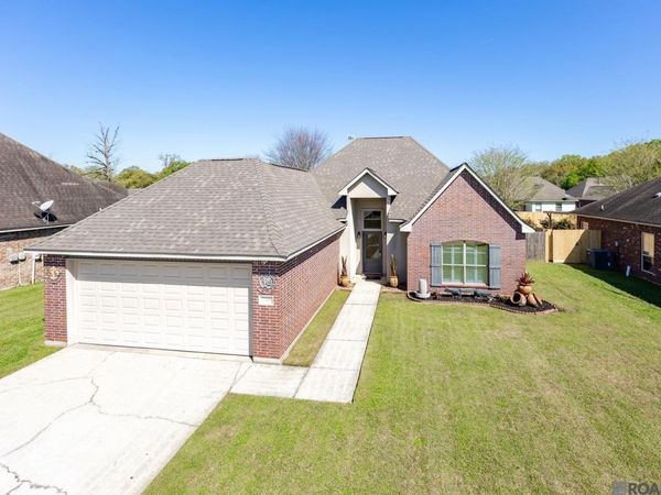 37406 Cypress Trace Ave, Geismar, LA 70734